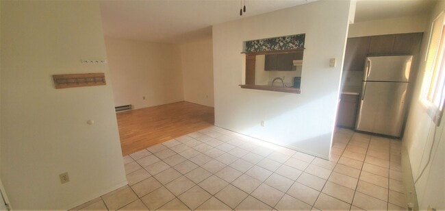 Building Photo - Main Level Living Duplex For Rent