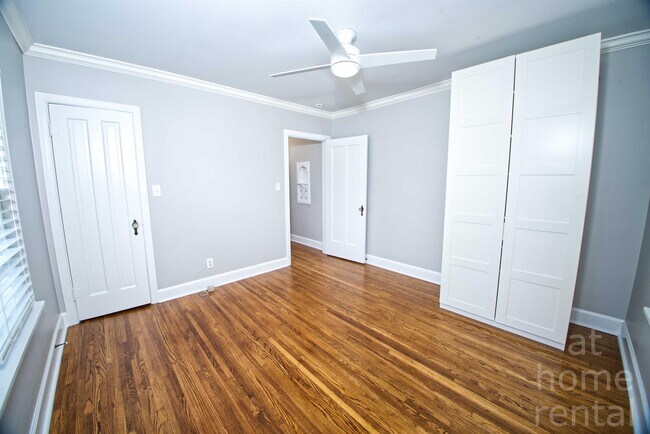 Building Photo - 1347 S Indianapolis Ave