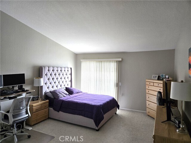 Building Photo - 1319 S Country Way