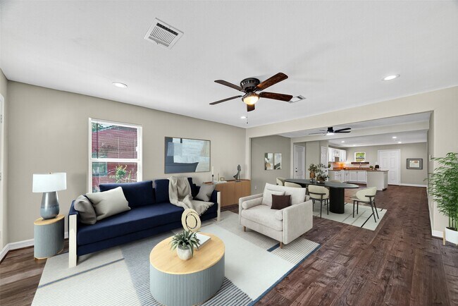 Building Photo - 2217 10th St