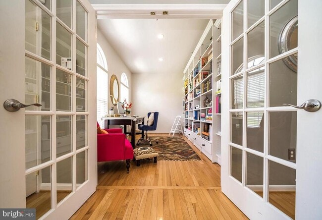 Building Photo - 1401 Windjammer Ct