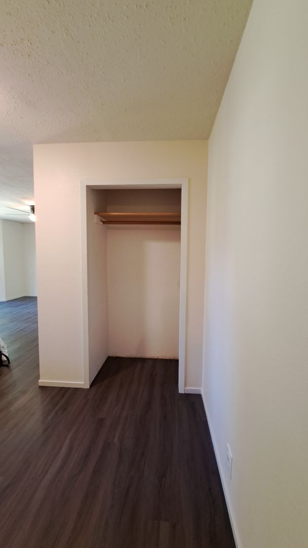 Building Photo - 3 Bedroom 2 Bath Home in Seabeck