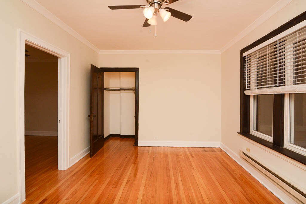 Building Photo - 1425 W Hutchinson St