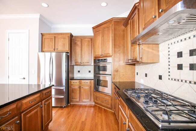 Building Photo - 1660 Briergate Dr