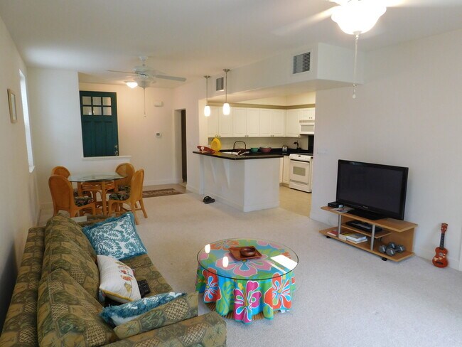 Building Photo - 92-1025 Koio Drive #F  - MH - 30