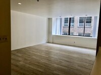 Building Photo - 44 W 300 S