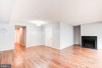 Building Photo - 1140 23rd St NW