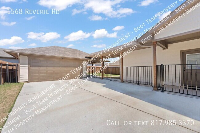 Building Photo - 1568 Reverie Rd