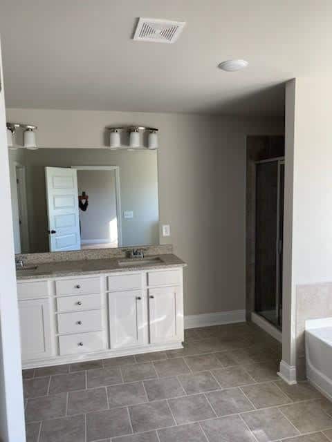 Building Photo - 200 Broadleaf Way