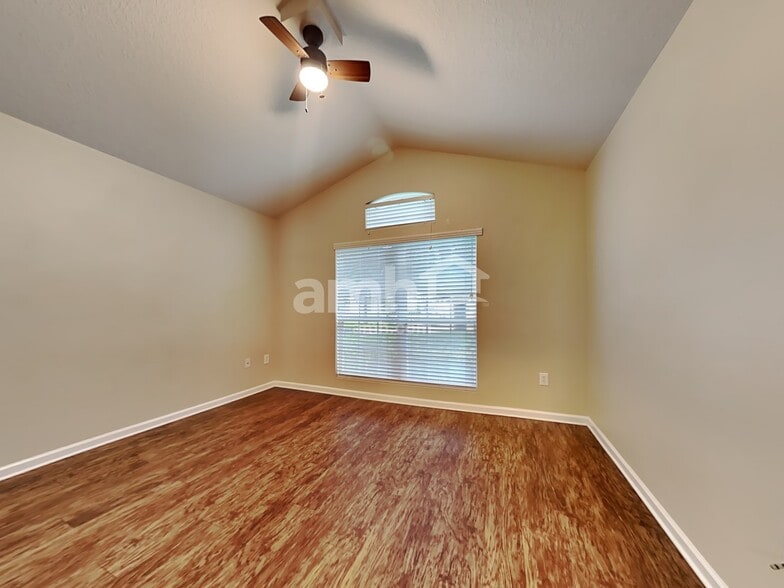 Building Photo - 428 Fort Drum Ct