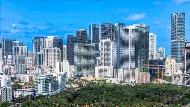 Building Photo - 2127 Brickell Ave