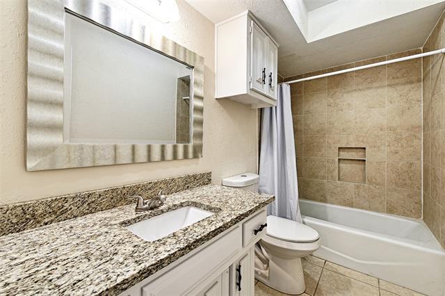 Building Photo - 1308 Timber Valley Dr