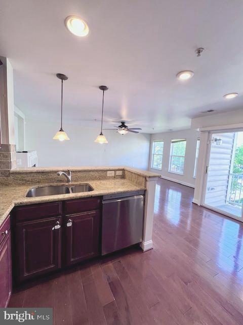 Building Photo - 15260 Rosemont Manor Dr