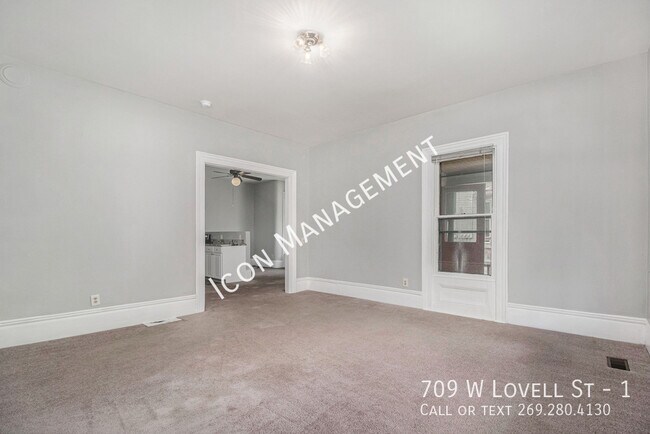 Building Photo - 709 W Lovell St