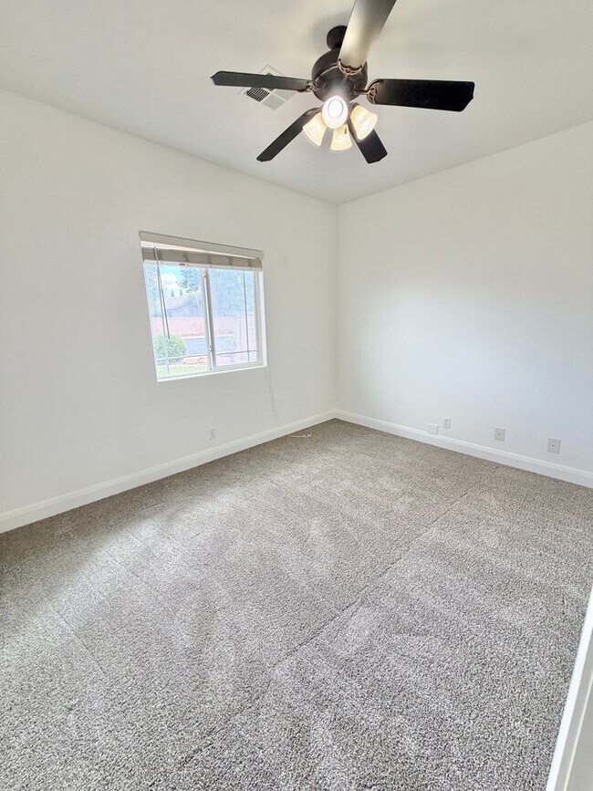 Building Photo - 2254 S 240 W