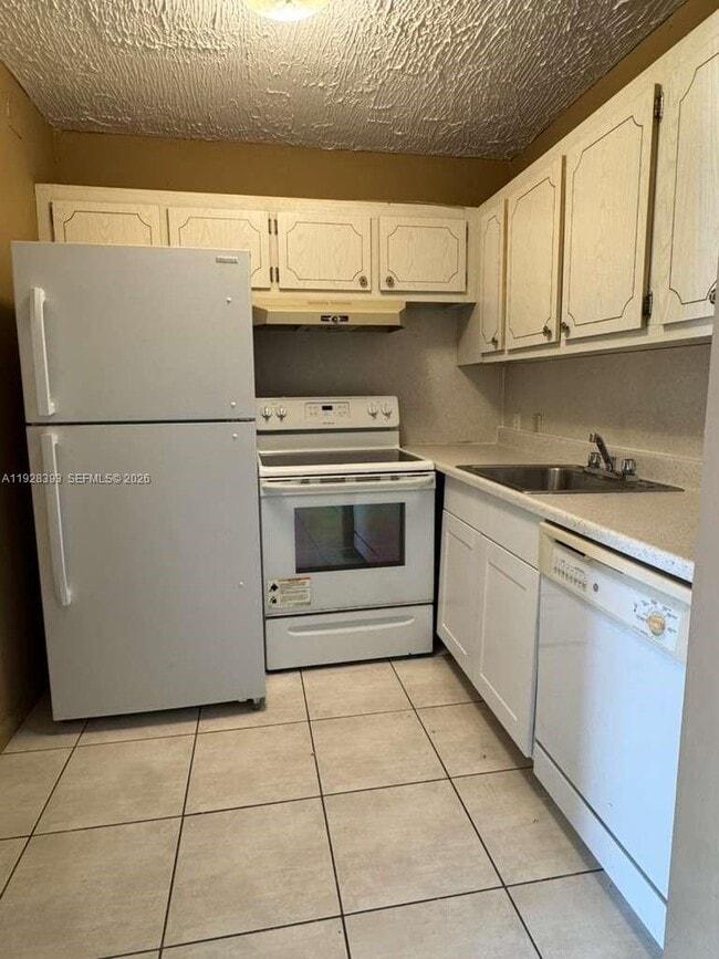 Building Photo - 149 Preston Way