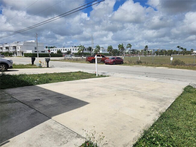 Building Photo - 13660 SW 260th St