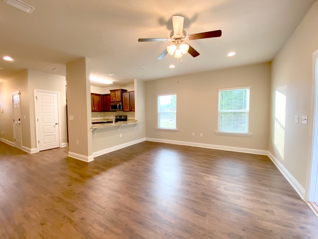 Dining room - 25806 Pollard Rd