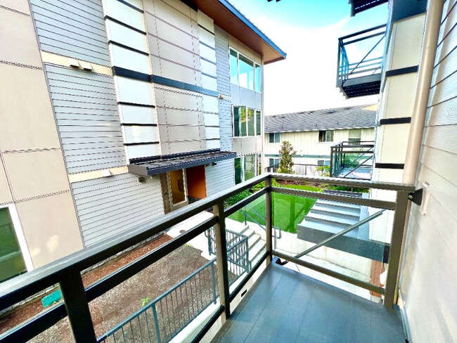 Building Photo - 1925 S I St