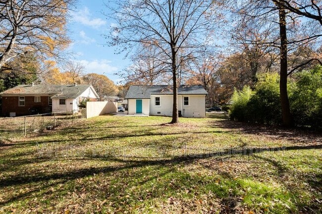 Building Photo - 4808 Northaven Dr
