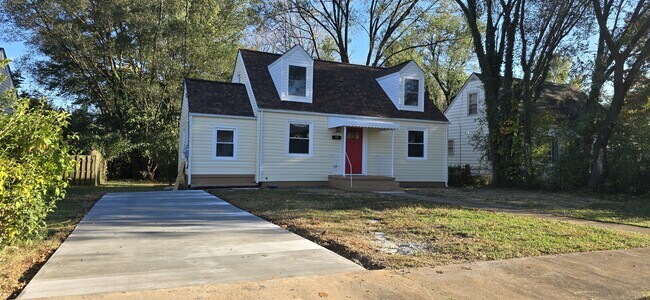 Building Photo - 2503 Cornell Dr NW