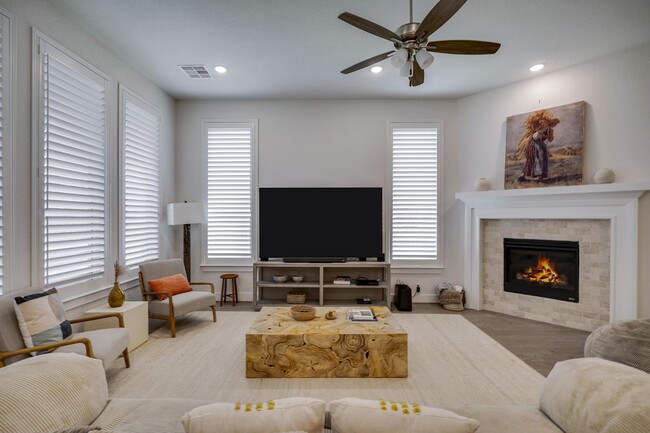 Building Photo - 7038 Cantera Manor Blvd