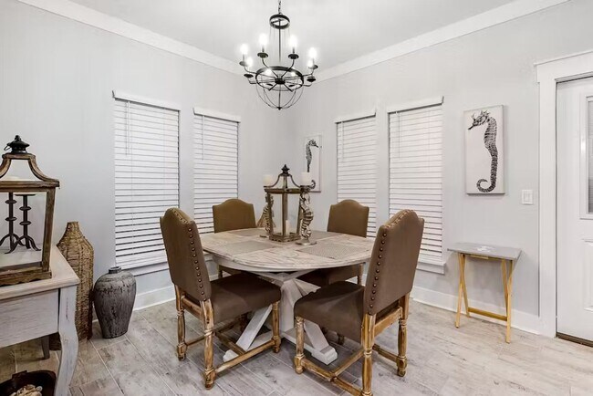 Building Photo - 3 bed 2 Bath Panama City Beach House