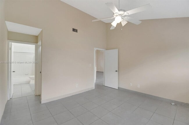 Building Photo - 3453 NW 44th St