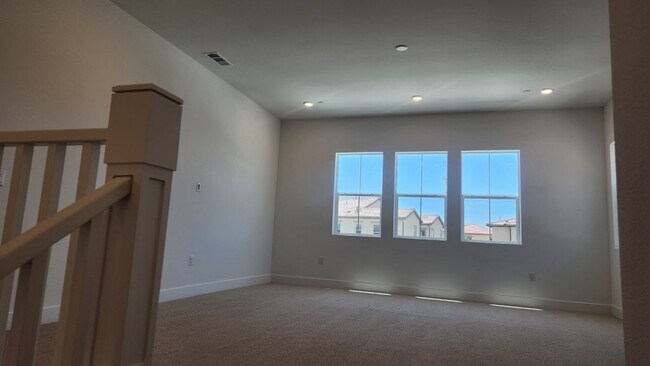 Building Photo - 29814 Corte Trono