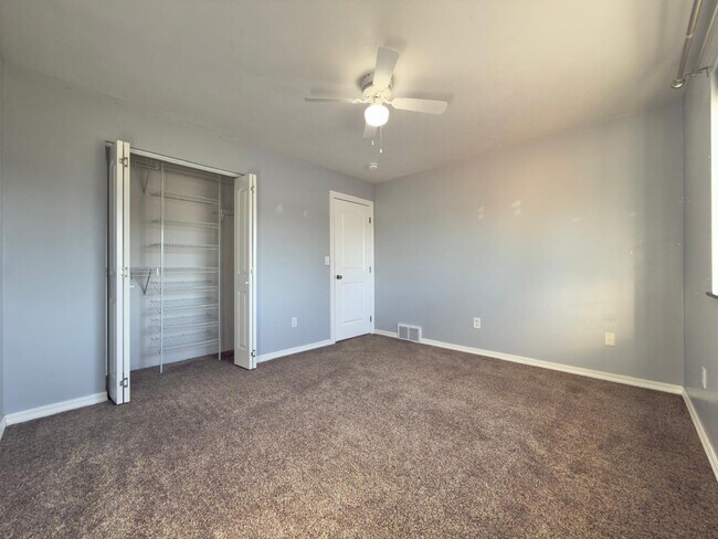 Building Photo - 48 E Princeton Ave