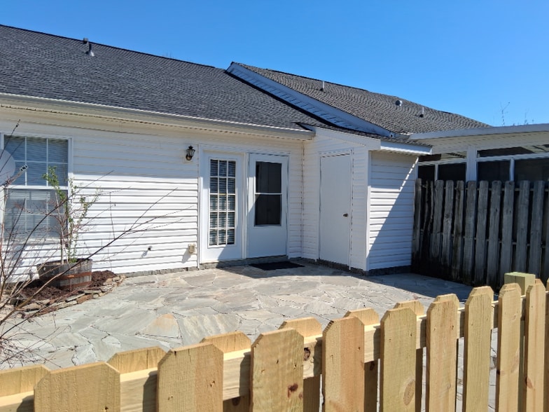 Building Photo - 5047 Wheeler Lake Rd