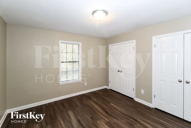 Building Photo - 2961 Forest Edge Dr