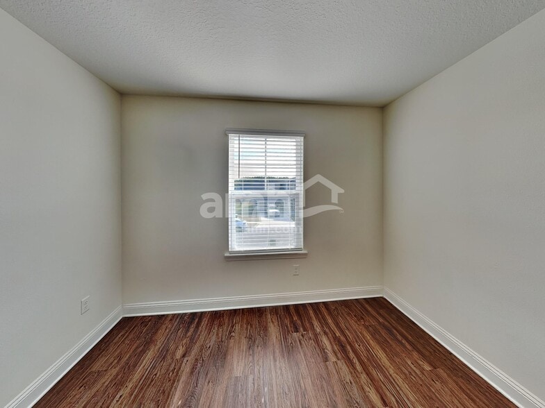 Building Photo - 99 Olivewood Pl