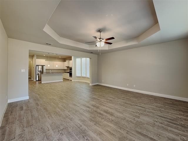 Building Photo - 2004 Windsor Dr