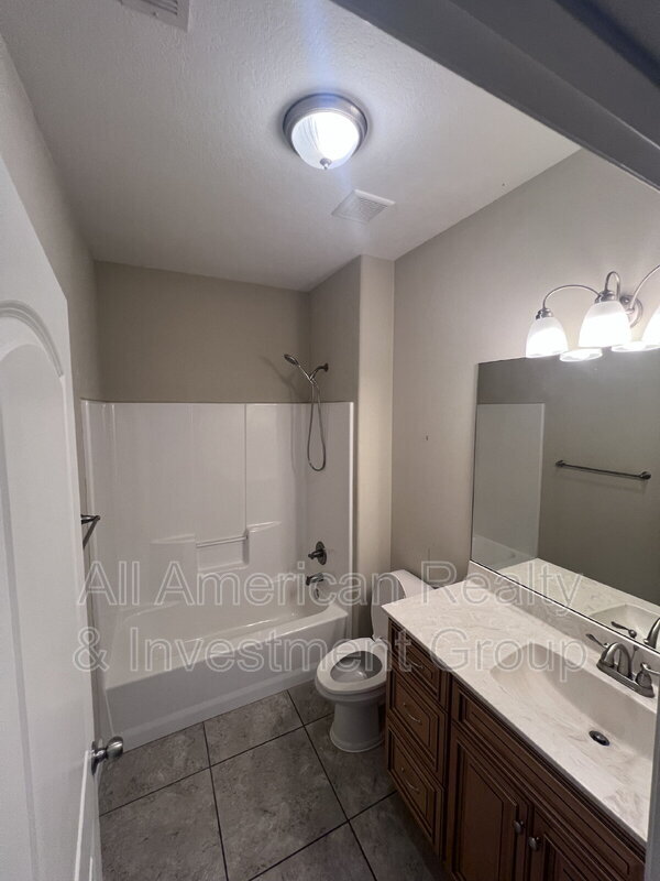 Building Photo - 6882 Brocado Ct