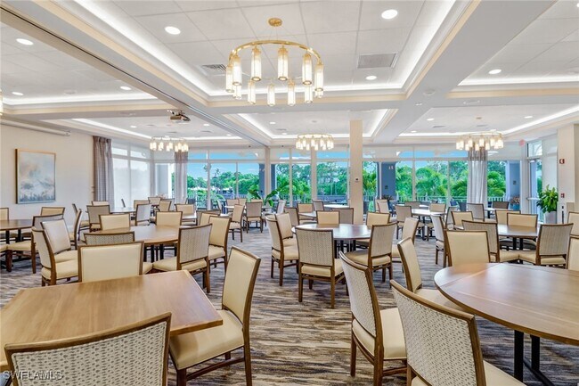 Building Photo - 15079 Sterling Oaks Dr