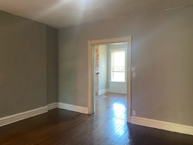 Building Photo - 3109 California Ave