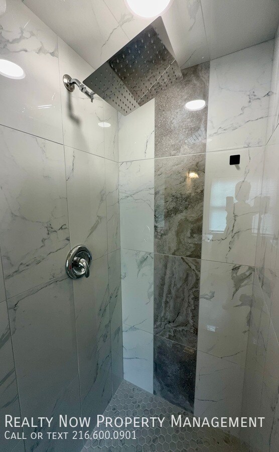 Building Photo - 19627 Winslow Rd