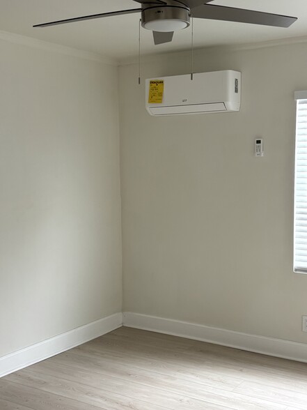 All Bedrooms have A/C - 2206 W 75th St