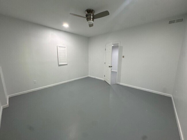 Building Photo - 1925 Heatherton Rd