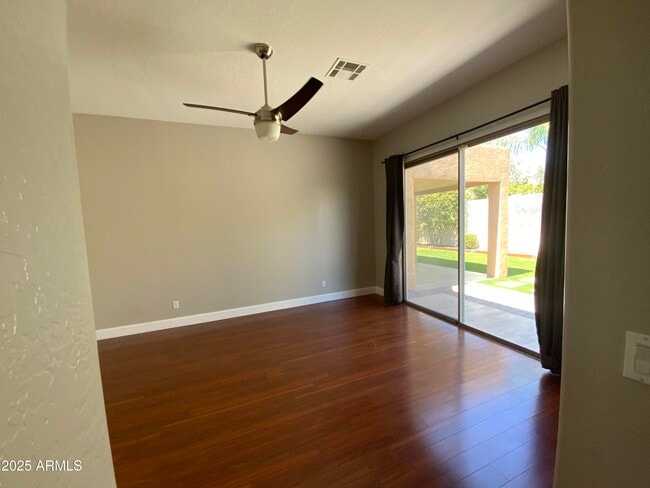 Building Photo - 6204 E Phelps Rd