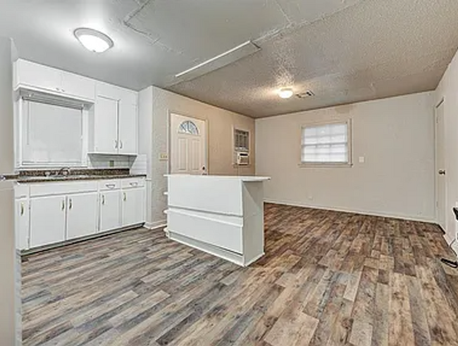 Building Photo - 4 bedroom Home in the Heart of Oklahoma City