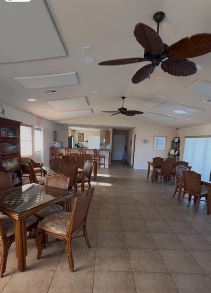 Building Photo - 4200 N Hwy A1A