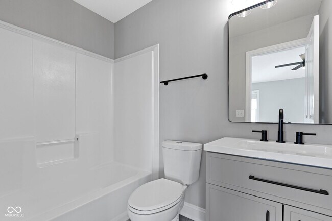 Building Photo - 12922 Ives Way