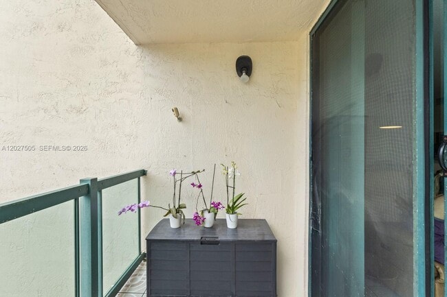 Building Photo - 2075 SW 122nd Ave