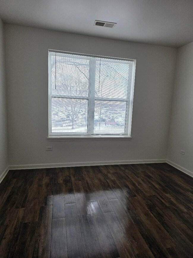 Building Photo - 3522 S State St