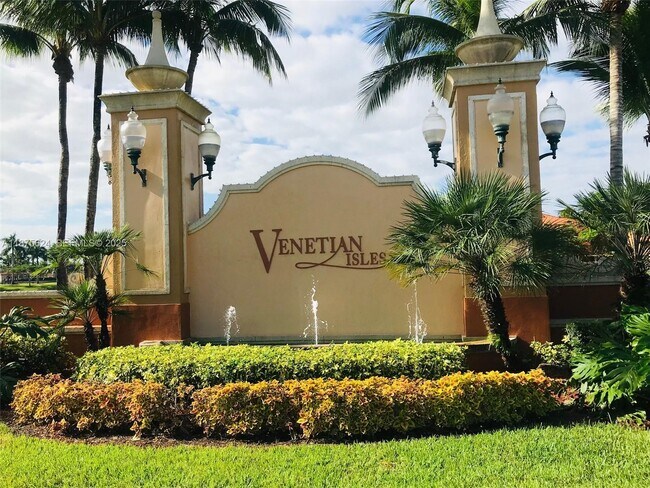 Building Photo - 15449 SW 31st Ln