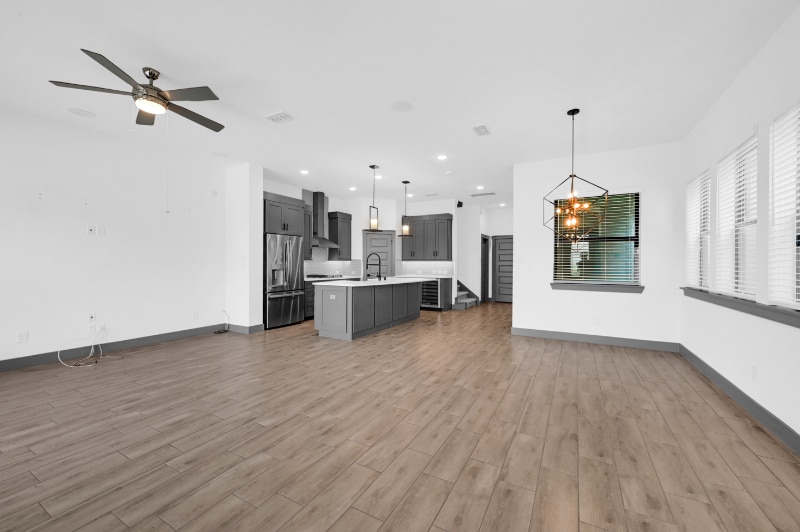 Building Photo - 18514 Gratification Ln