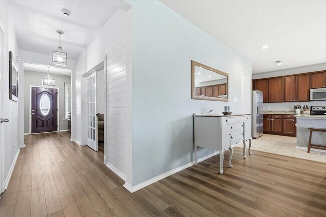 Building Photo - 253 Calvert St