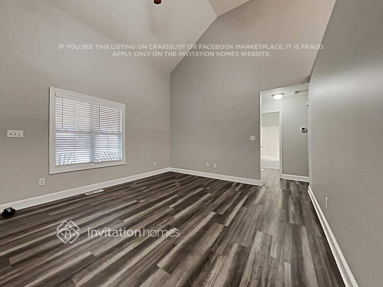 Building Photo - 7924 Rolling Stone Ave